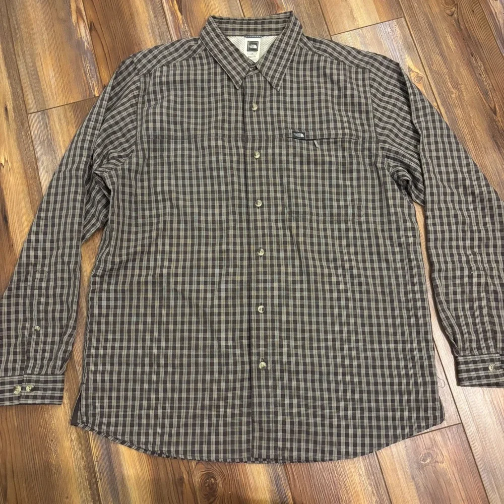 NWOT The North Face Mens LARGE Plaid Long Sleeve Hiking Shirt Brown Button Down